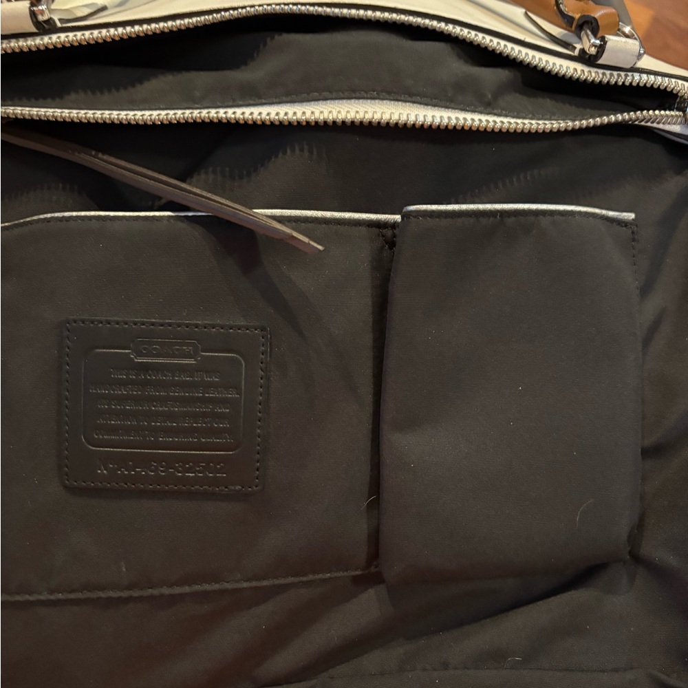 Coach A1469-32502 Large Borough Retro Colorblock Grey/Cream/Tan Leather in EUC - Picture 13 of 16
